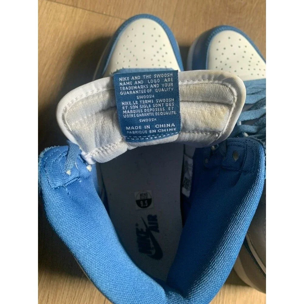 Nike Air Jordan 1 Retro High OG True Blue Size 9.5 DZ5485-410 w/ Box Laces